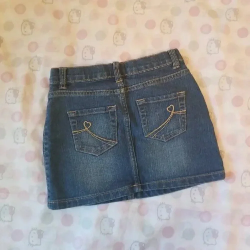 🔴 Children's Place Little Girl classic denim skirt size 6 (D24)